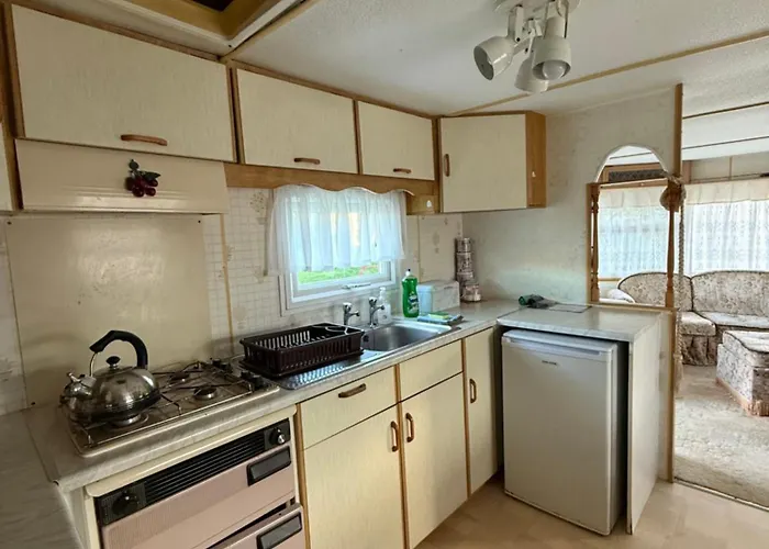 山林小屋 Holenderki Wiki Chlapowo